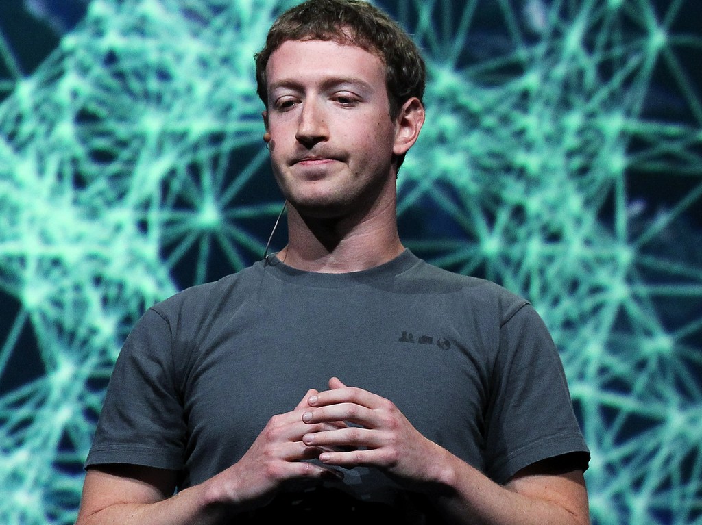 Zuckerberg passa le vacanze in Vietnam dove Facebook è vietato