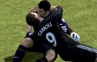 FIFA 12 diventa sexy, i giocatori si baciano: il video