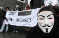 Anonymous, arrestati 25 membri dall'Interpol