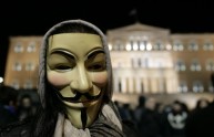 Anonymous attacca CasaPound