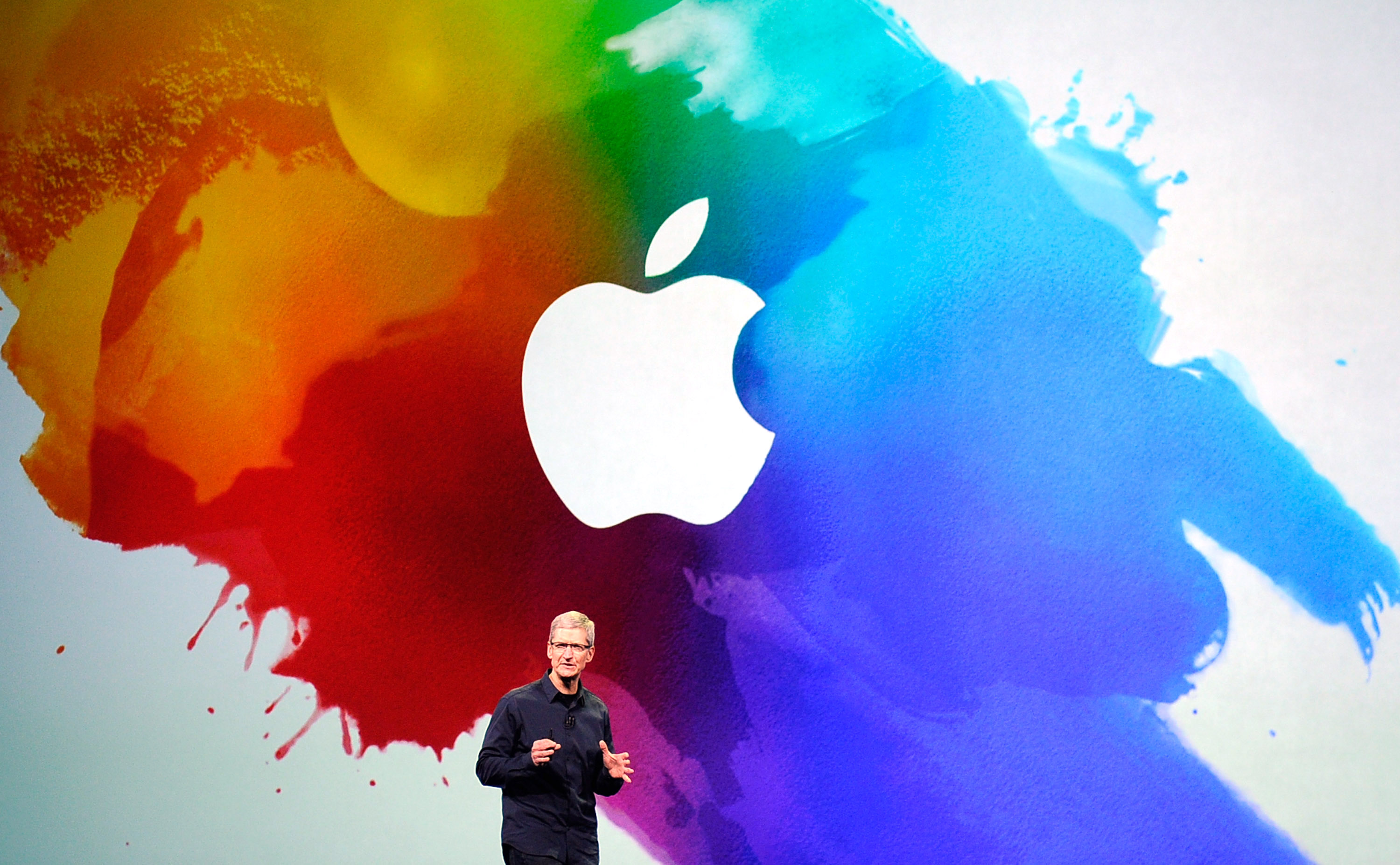 Impiegati apple preferiscono Tim Cook a Steve Jobs