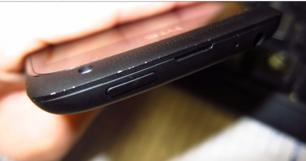 HTC sostituirà tutti gli One S Black difettosi