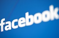 Smartphone Facebook: Mark Zuckerberg assume ingegneri Apple