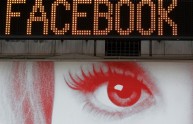 Facebook ha cambiato la mail del tuo profilo? Ecco come ripristinarla