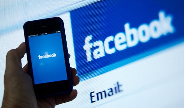 Facebook smartphone