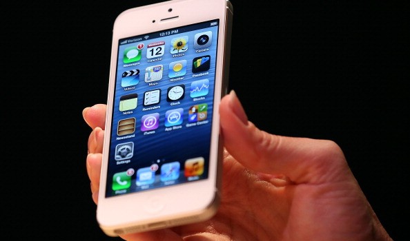 iPhone 5 record Cina