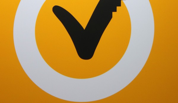 Foto che mostra il logo di Norton