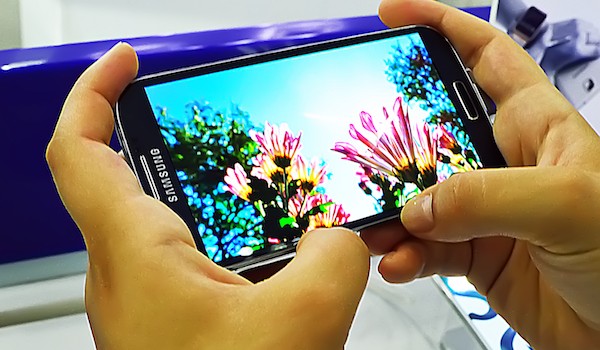 Foto di uno smartphone Samsung