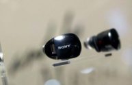 Sony copia Apple, al CES 2017 mostrate cuffie wireless